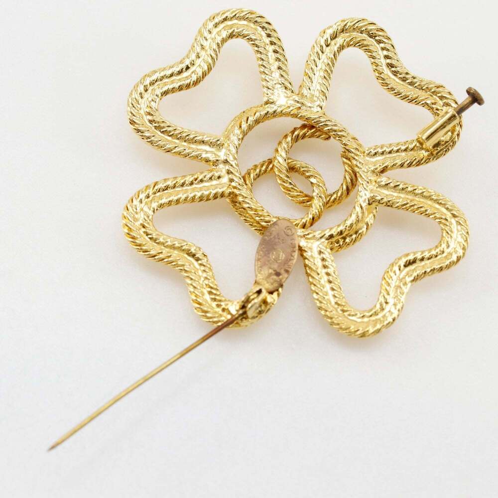 CHANEL Vintage Gold Logo Brooch - Picture 3 of 8